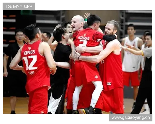 篮球界外球规则详解：什么时候会判罚球权转换？